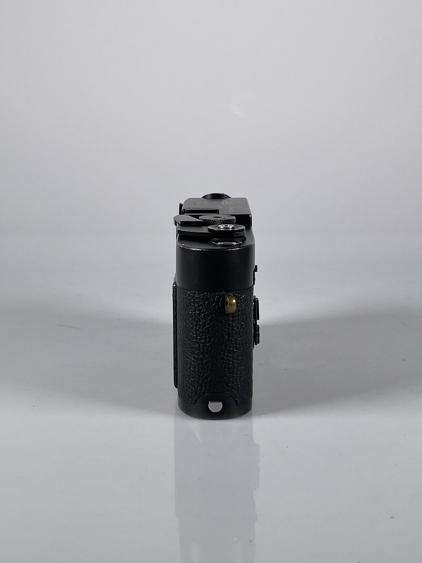 Leica M4 Black Chrome 35mm rangefinder film camera body