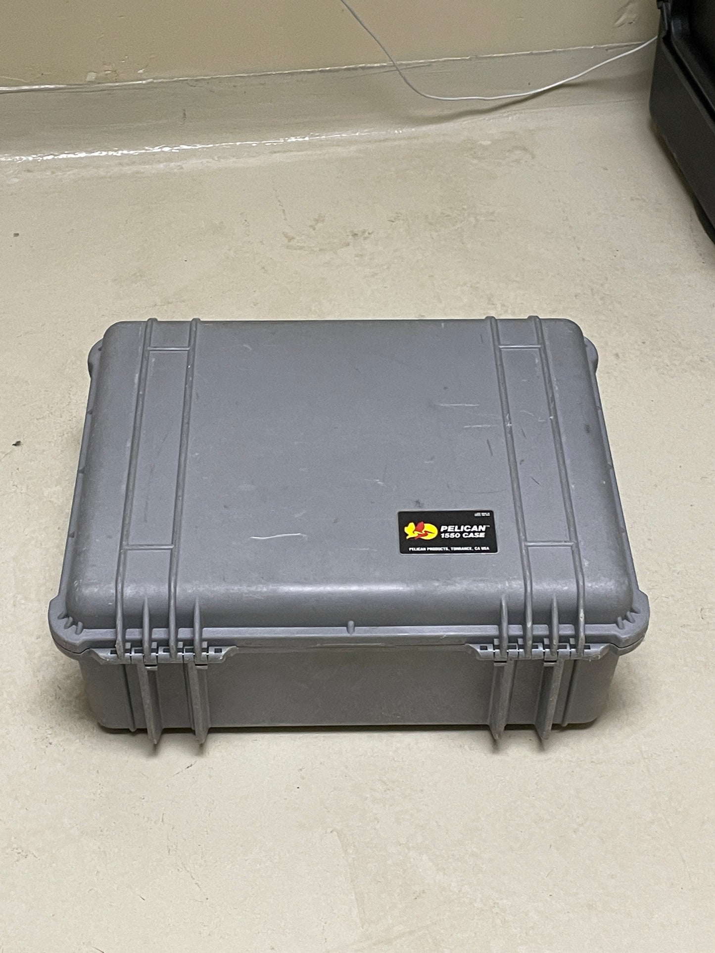 Pelican 1550 Protector Case 20.7 × 17.2 × 8.4" grey Water Tight
