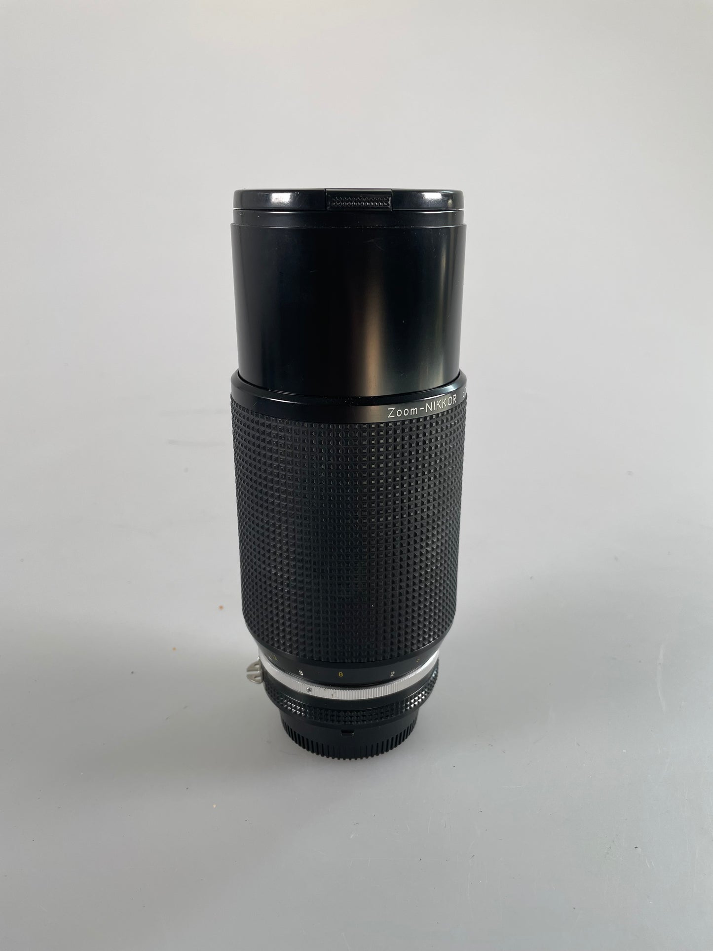 Nikon Zoom Nikkor 80-200mm f/4.0 AI-S lens AIS