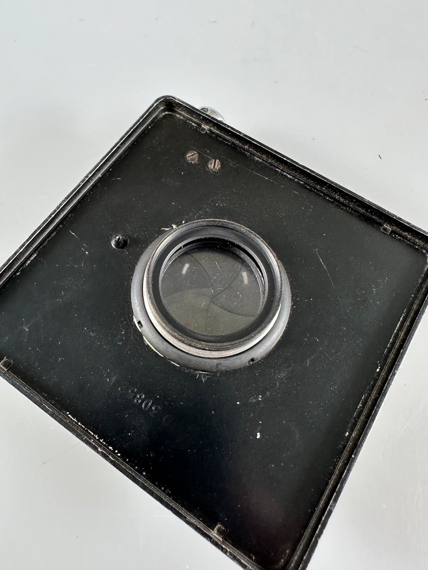 Kodak Ektar 127mm f4.7 large format lens in shutter on graflex board