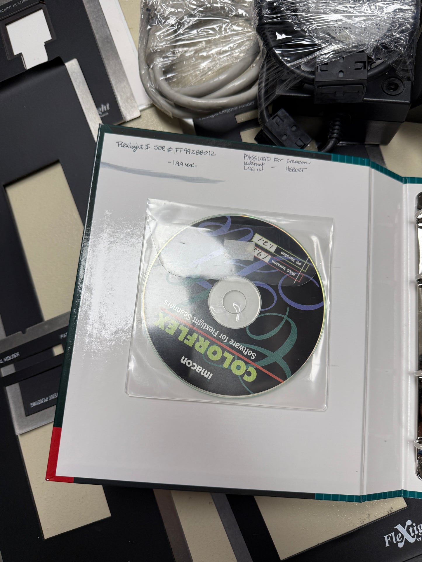 Imacon FlexTight Precision II Scanner w/ Carriers, original box, etc