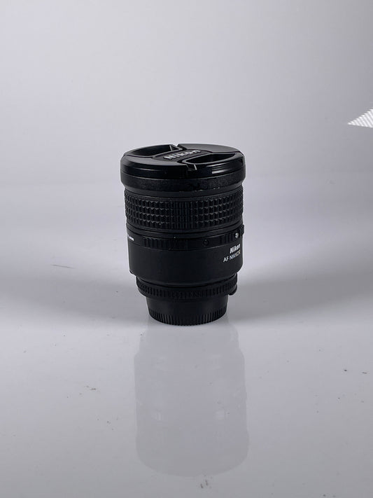 Nikon Nikkor AF 28mm f1.4 D Lens