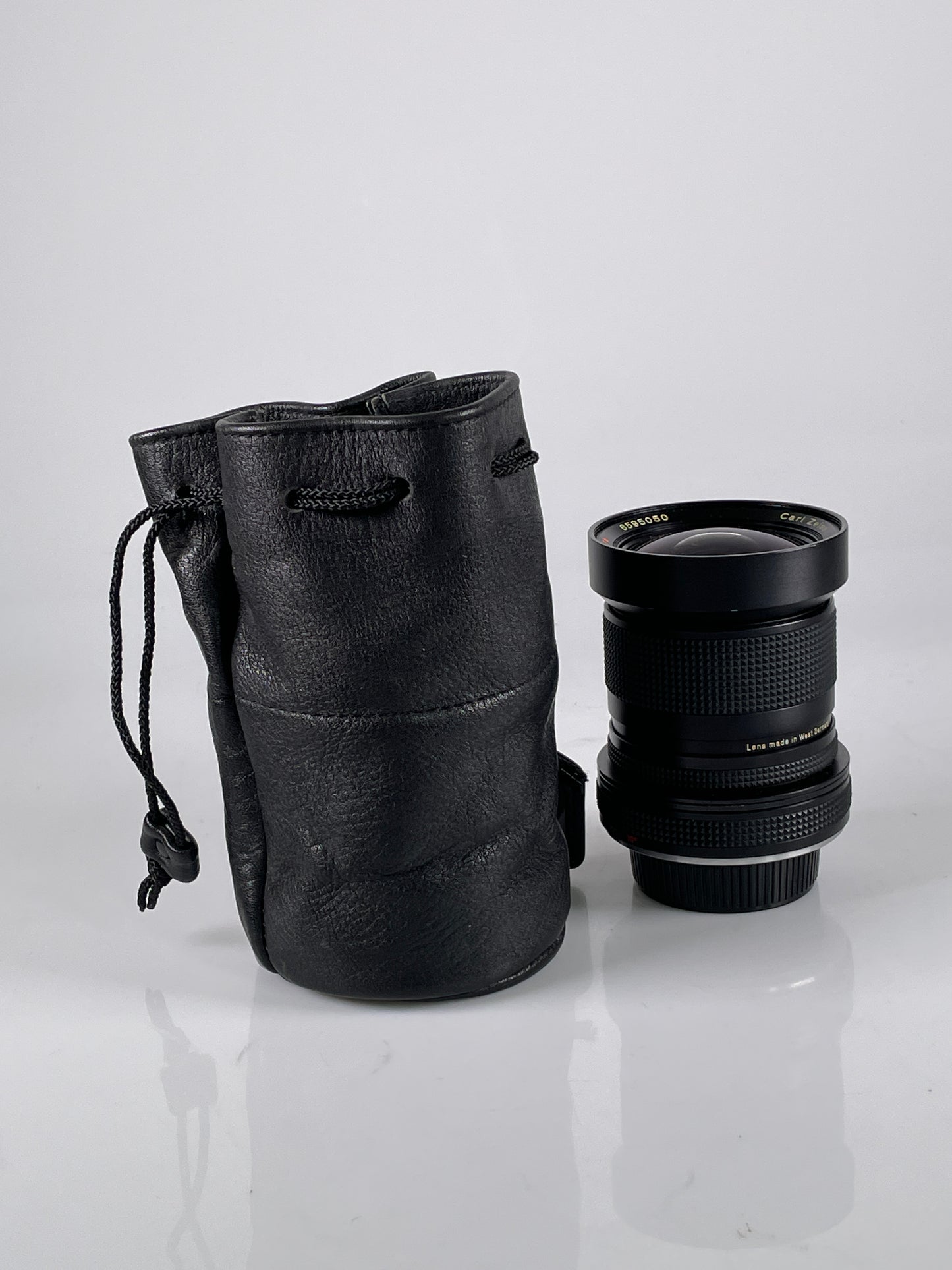 Contax Carl Zeiss T* PC-Distagon 35mm f2.8 AEG Shift Lens
