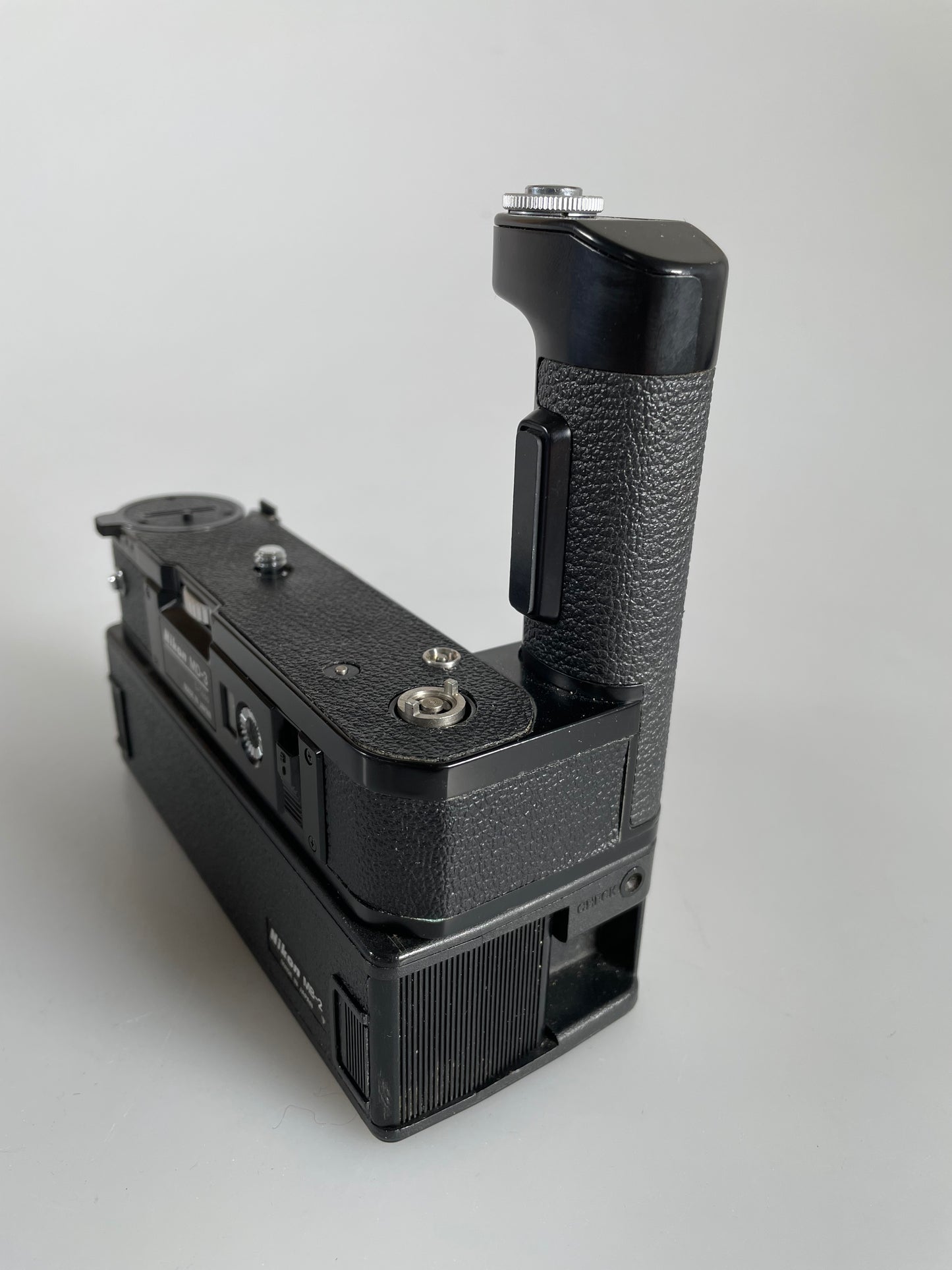 Nikon MD-3 Motor Drive + MB-2 Battery Pack for F2