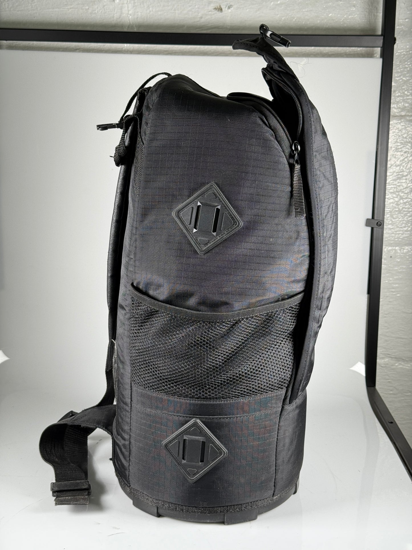 Nikon CL-L2 Lens Case Bag for 300mm F2.8, 200-400mm F4, 400mm, 500mm, 600mm