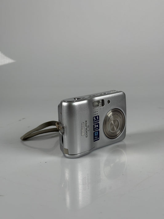 Nikon COOLPIX L3 5.1MP Digital Camera Deep Red