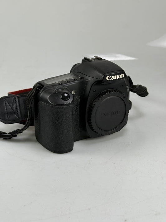 Canon EOS 30D 8.2MP Built-In-Flash Digital SLR Camera