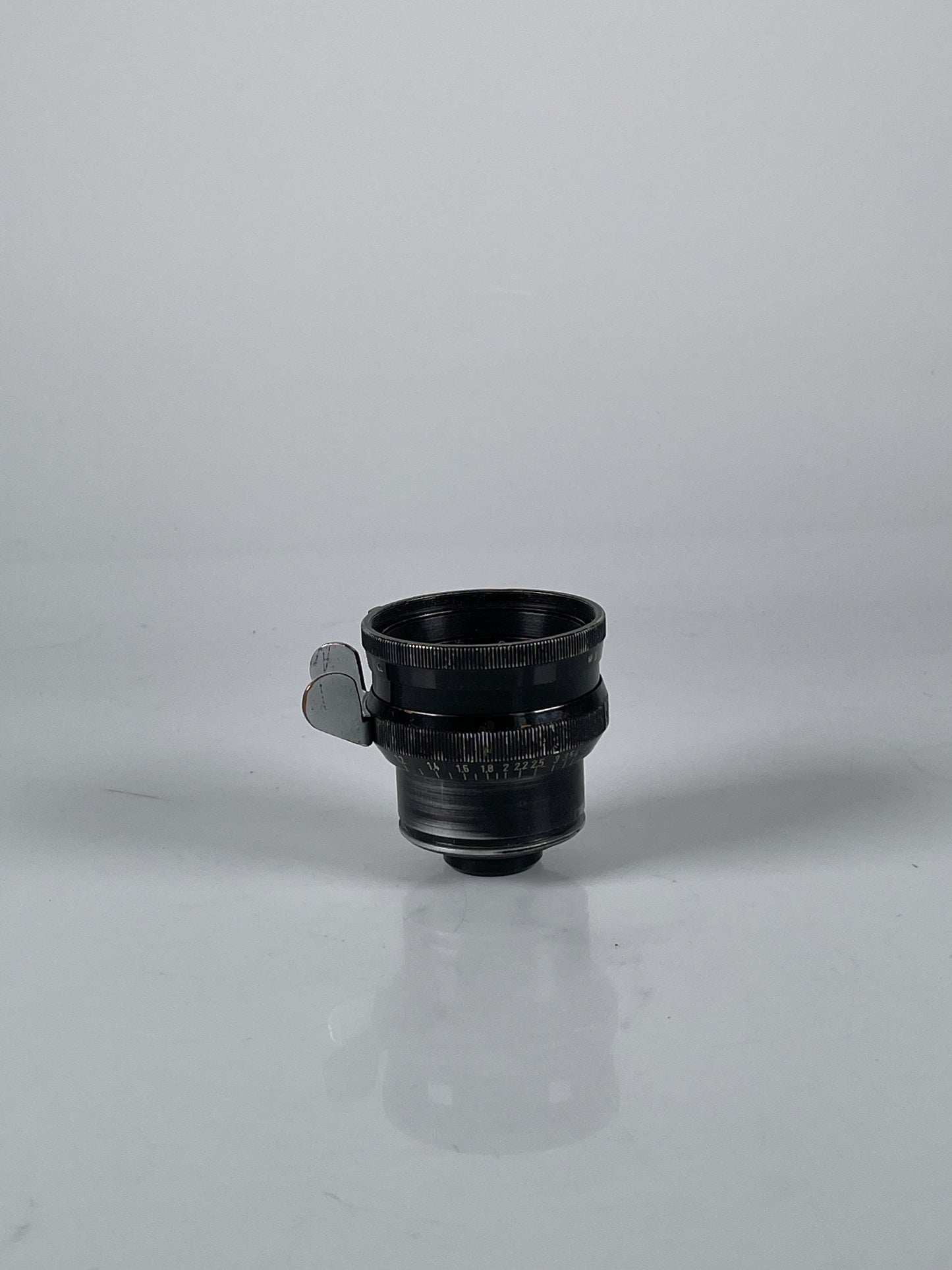 Carl Zeiss Sonnar 50mm F1.5 for Arri standard cine lens for 16mm