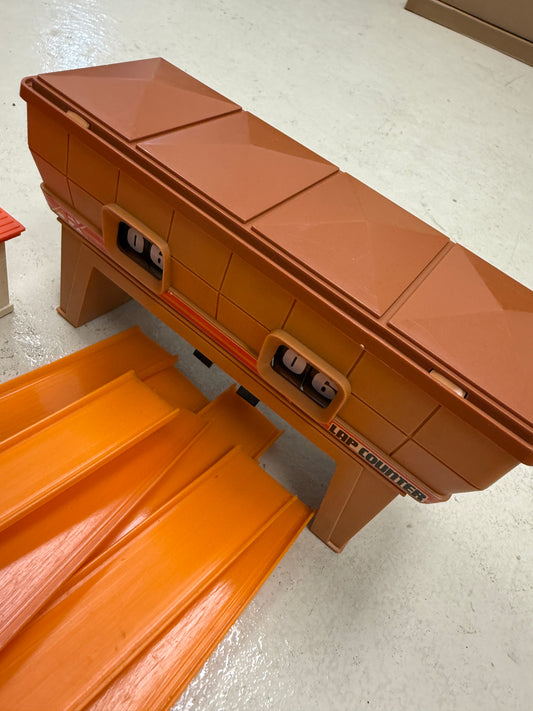 Lot Vintage Hot Wheels Track & Accessories speedometer, Hot Turn, hot curve, etc