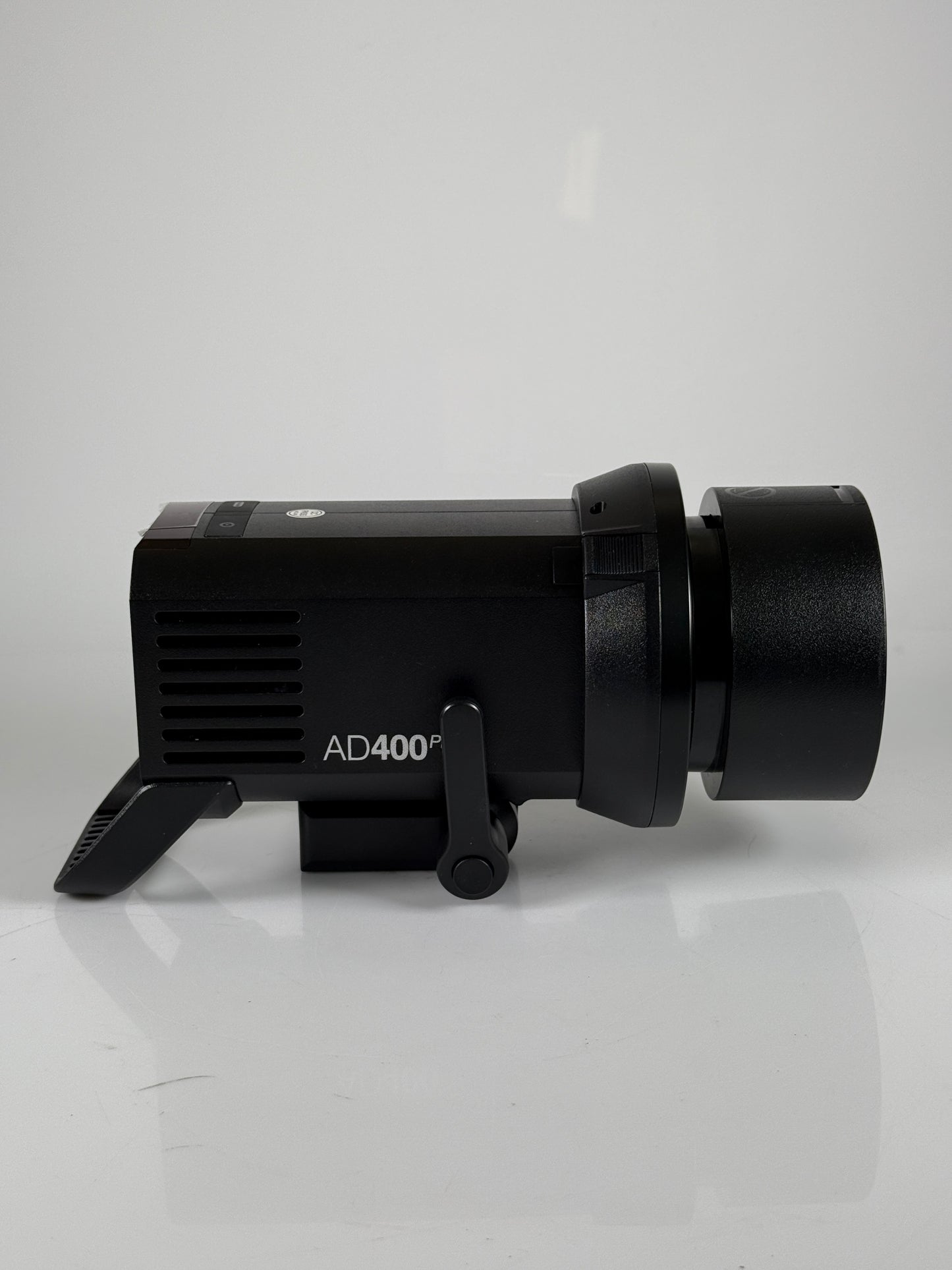 Godox AD400Pro 2.4G TTL HSS Outdoor Bowens Flash Speedlite Li-on Battery