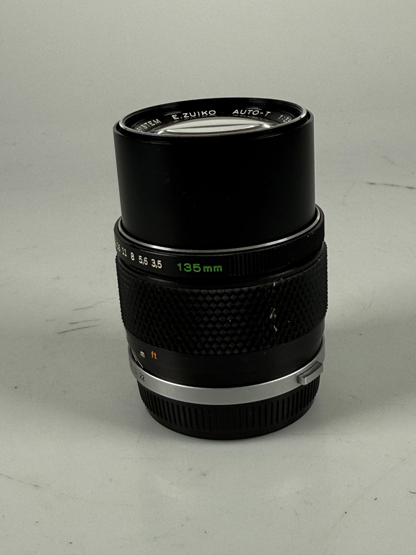 Olympus Zuiko OM 135mm F3.5 Telephoto Lens