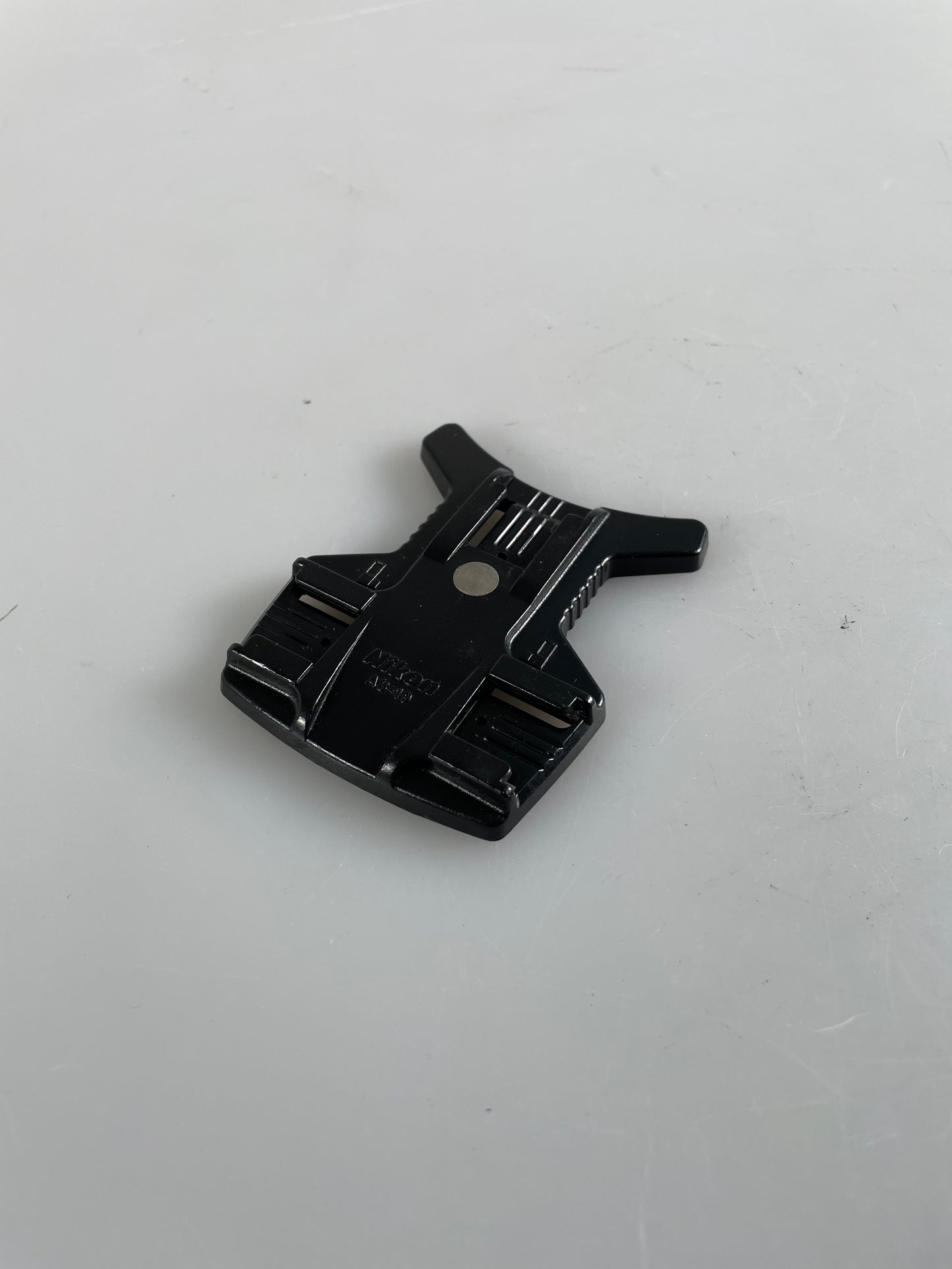 Nikon Genuine AS-19 Flash Stand For Speedlight SB-600 / SB-700 / SB-800 / SB-900