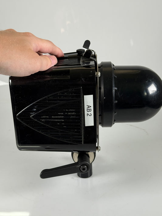 Paul C Buff Alien Bees B400 Flash Strobe