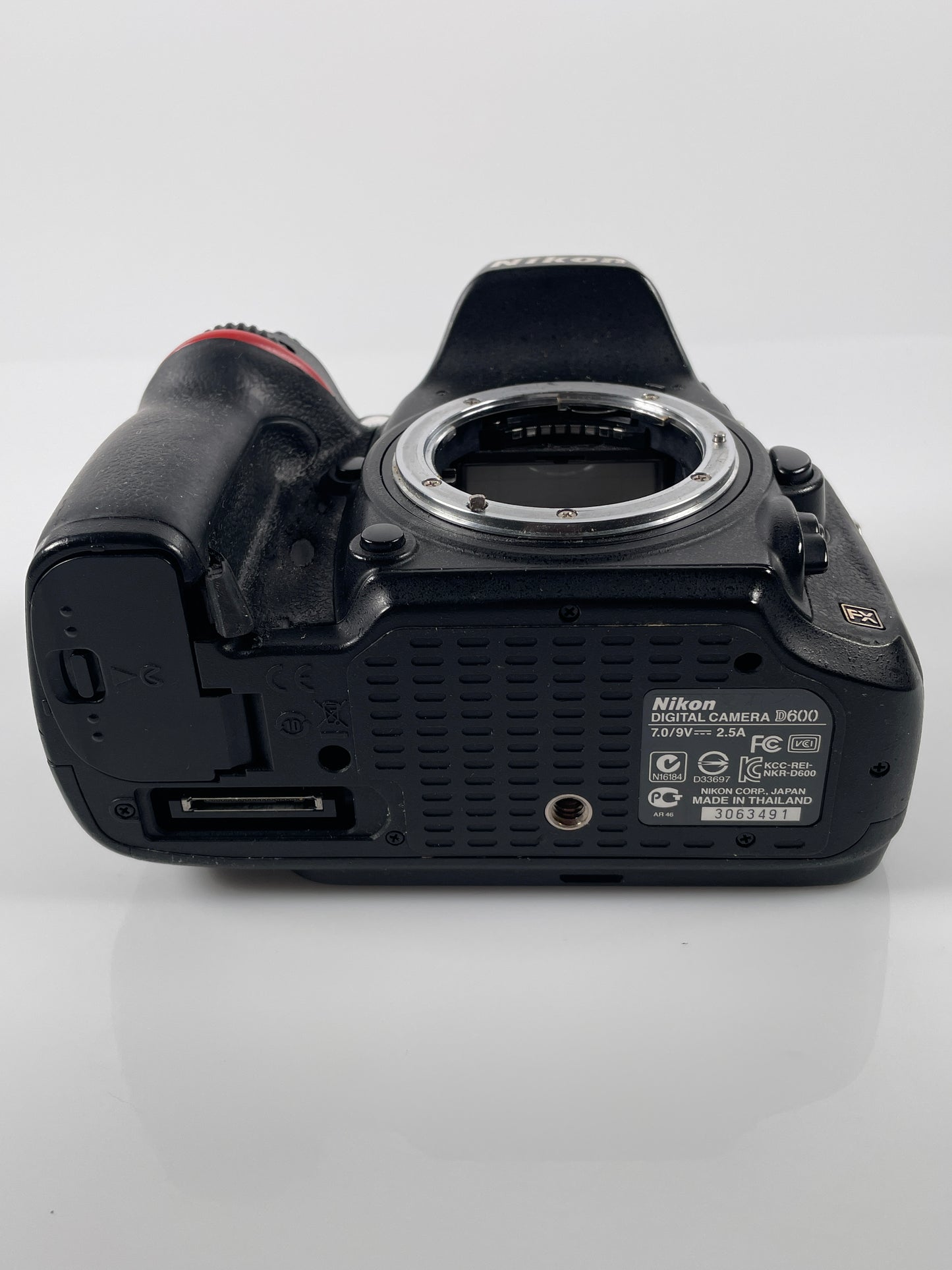 Nikon D600 24.3MP Digital SLR Camera Body