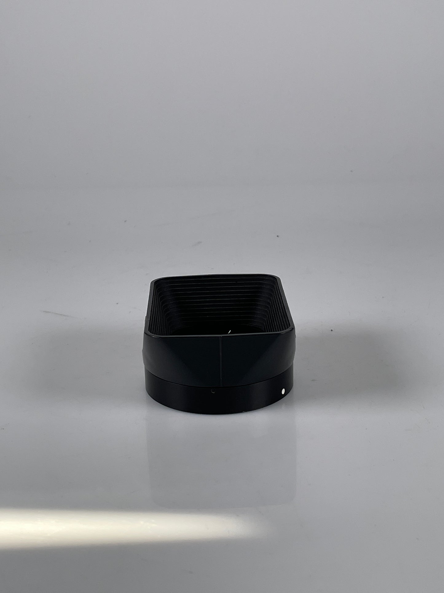 Leica 12509 VII Lens Hood for 35mm F2 and 35mm 2.8 R Lenses