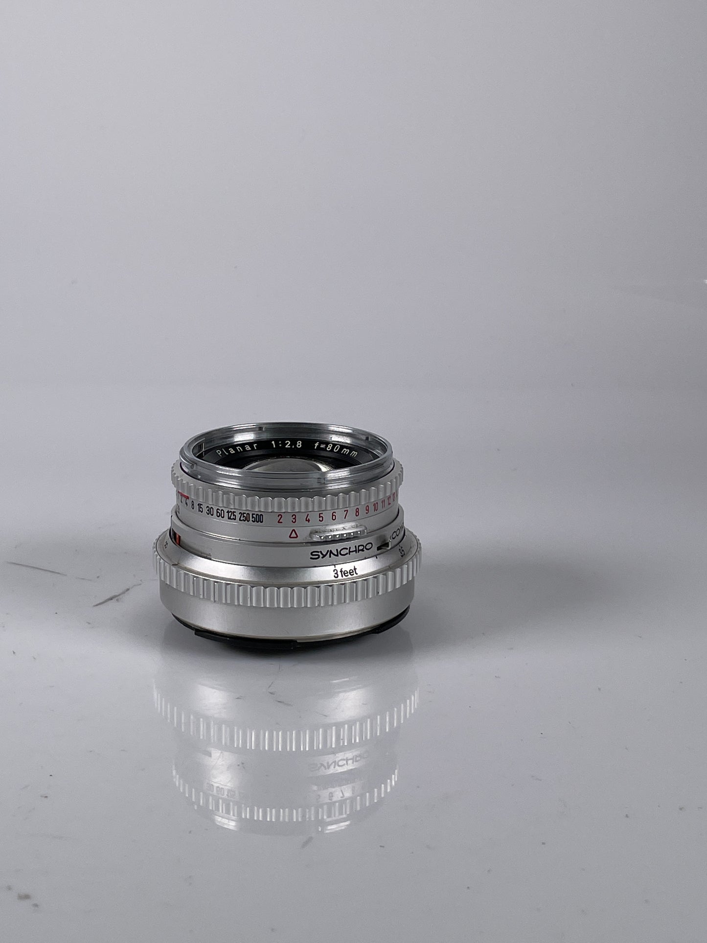 Hasselblad Carl Zeiss planar C 80mm F2.8 lens chrome