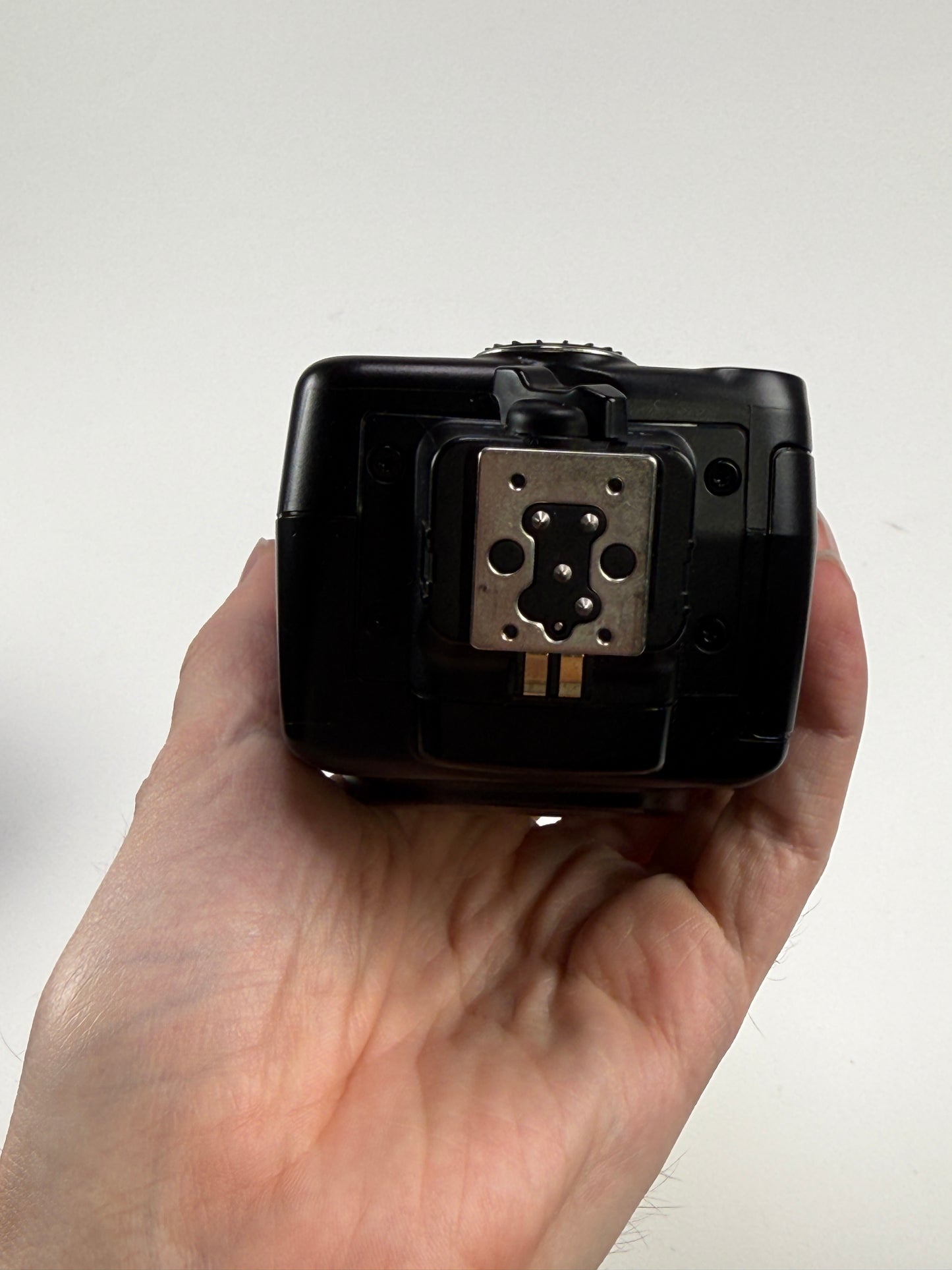 Nikon SB-700 Speedlight Shoe Mount Flash SB700