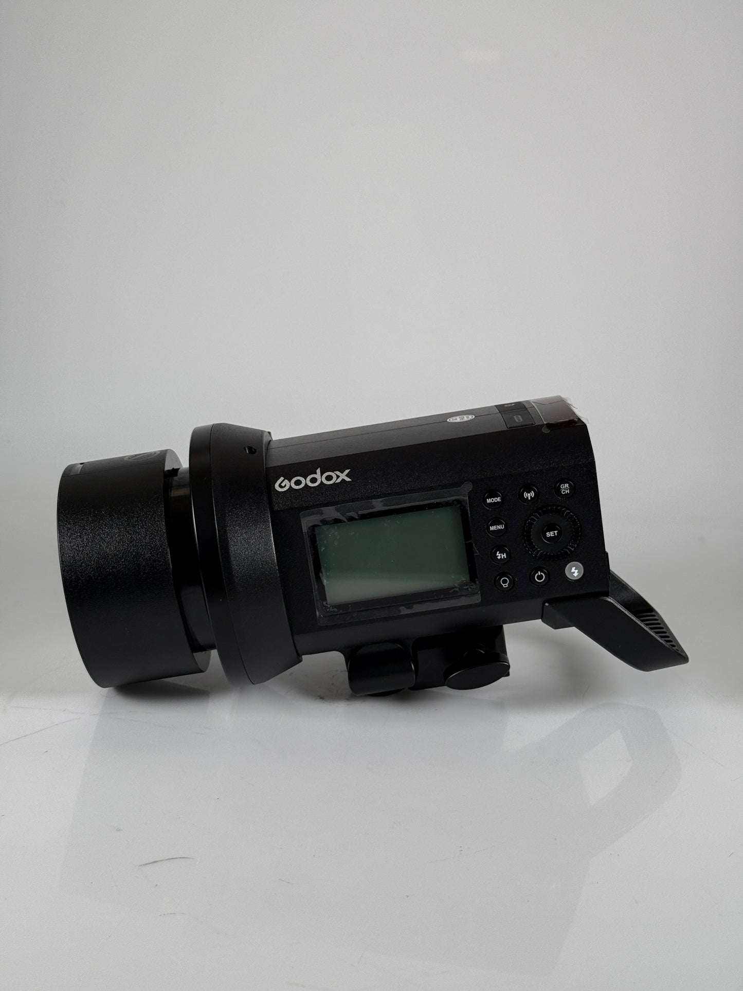 Godox AD400Pro 2.4G TTL HSS Outdoor Bowens Flash Speedlite Li-on Battery