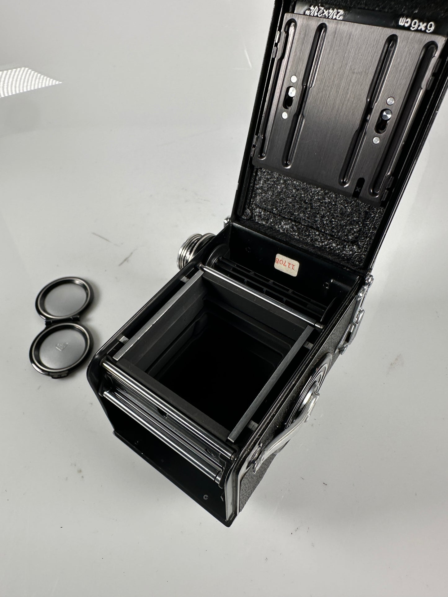 Rolleiflex 2.8D Medium Format Film Camera W/ Xenotar 80mm f2.8 Lens