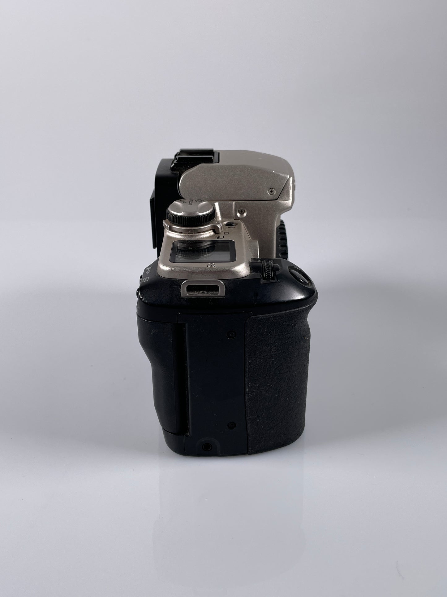 Canon EOS ELAN II Eye Control Film SLR Camera