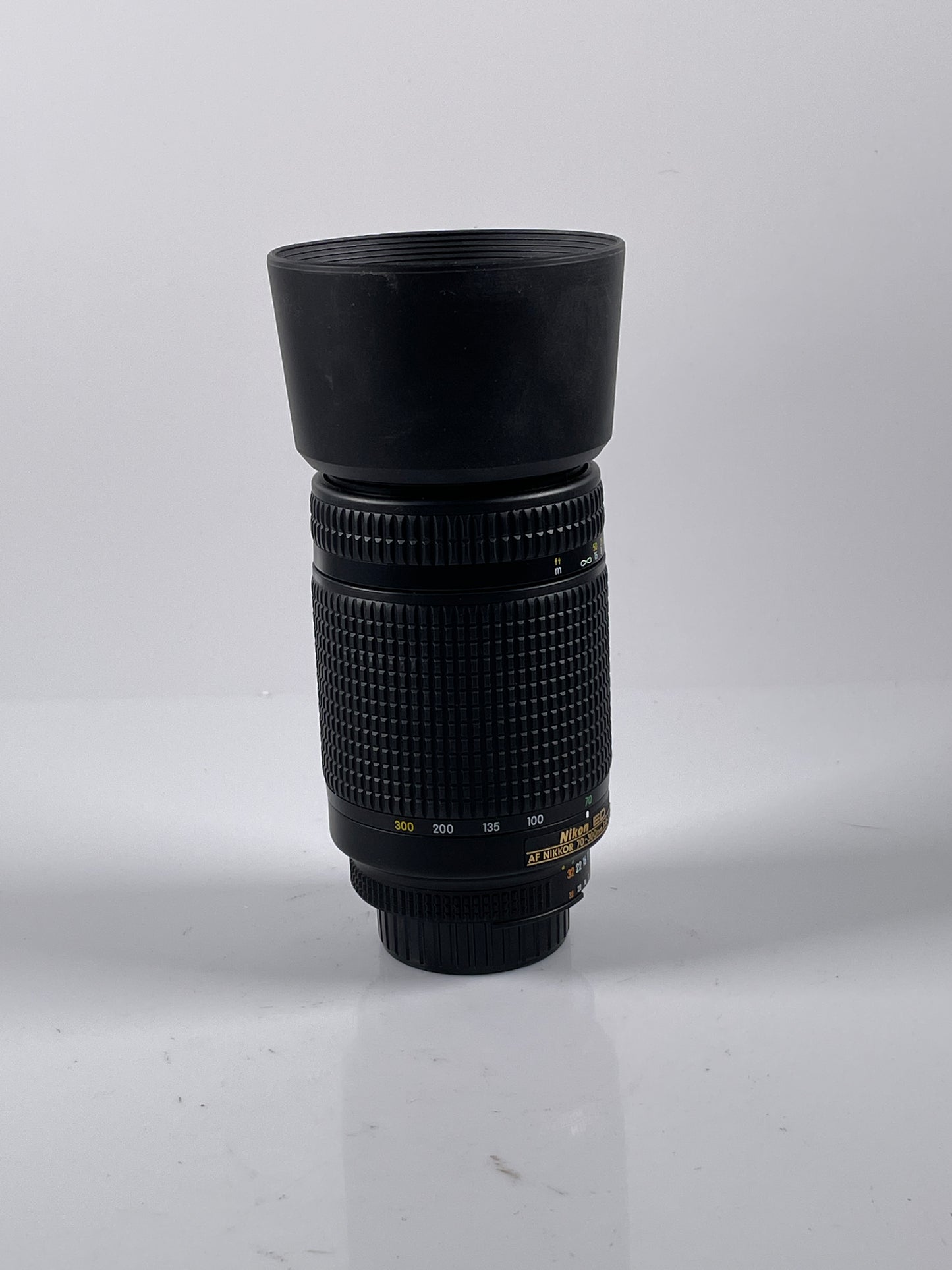 Nikon Nikkor AF 70-300mm f4-5.6 D ED Lens