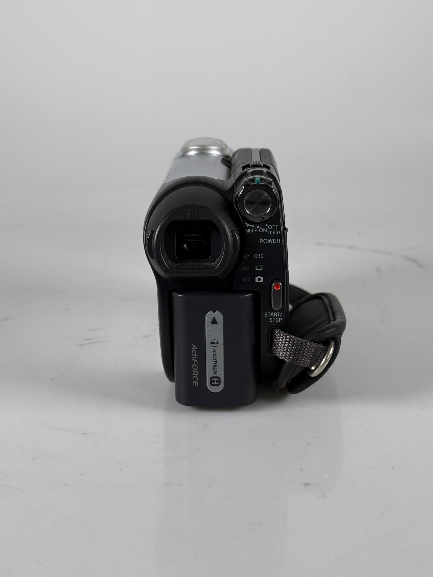 SONY Handycam DCR-DVD108 Video Recorder Camcorder