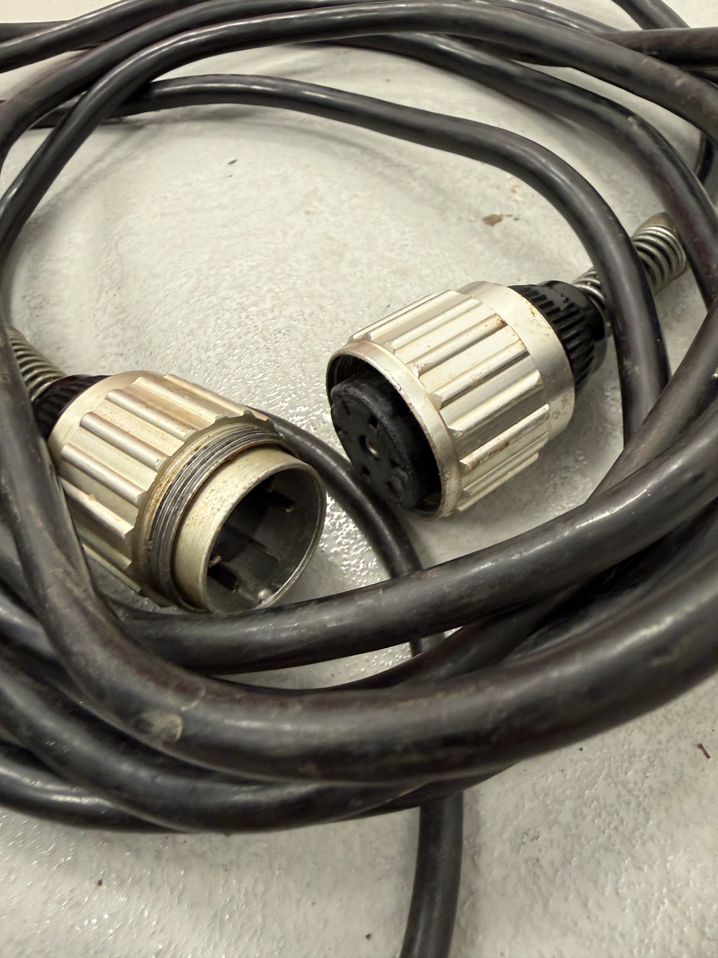 Arri Arriflex Synchronous Motor Power Supply 6 Pin RARE with cable