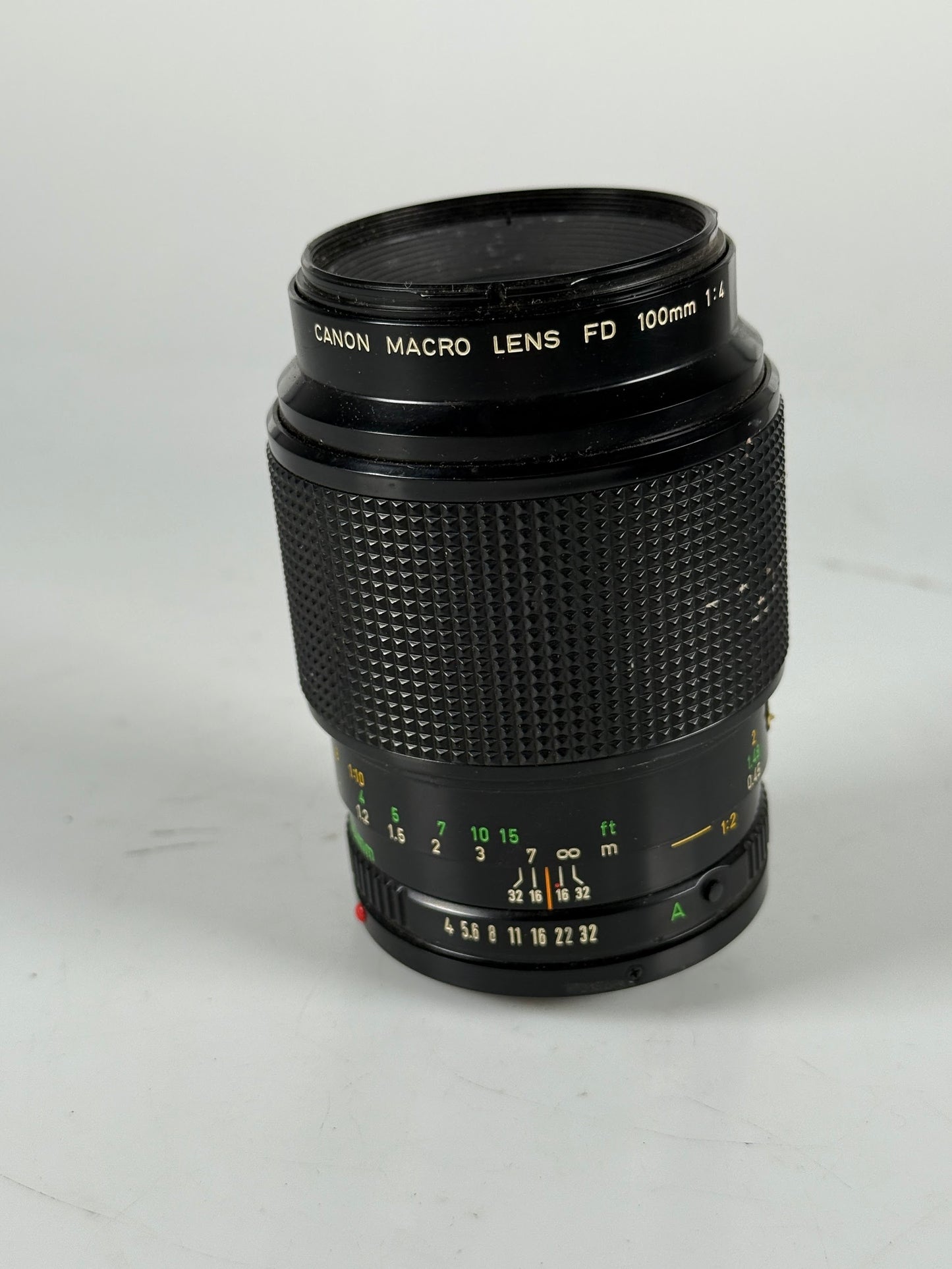 Canon New FD 100mm f4 MACRO