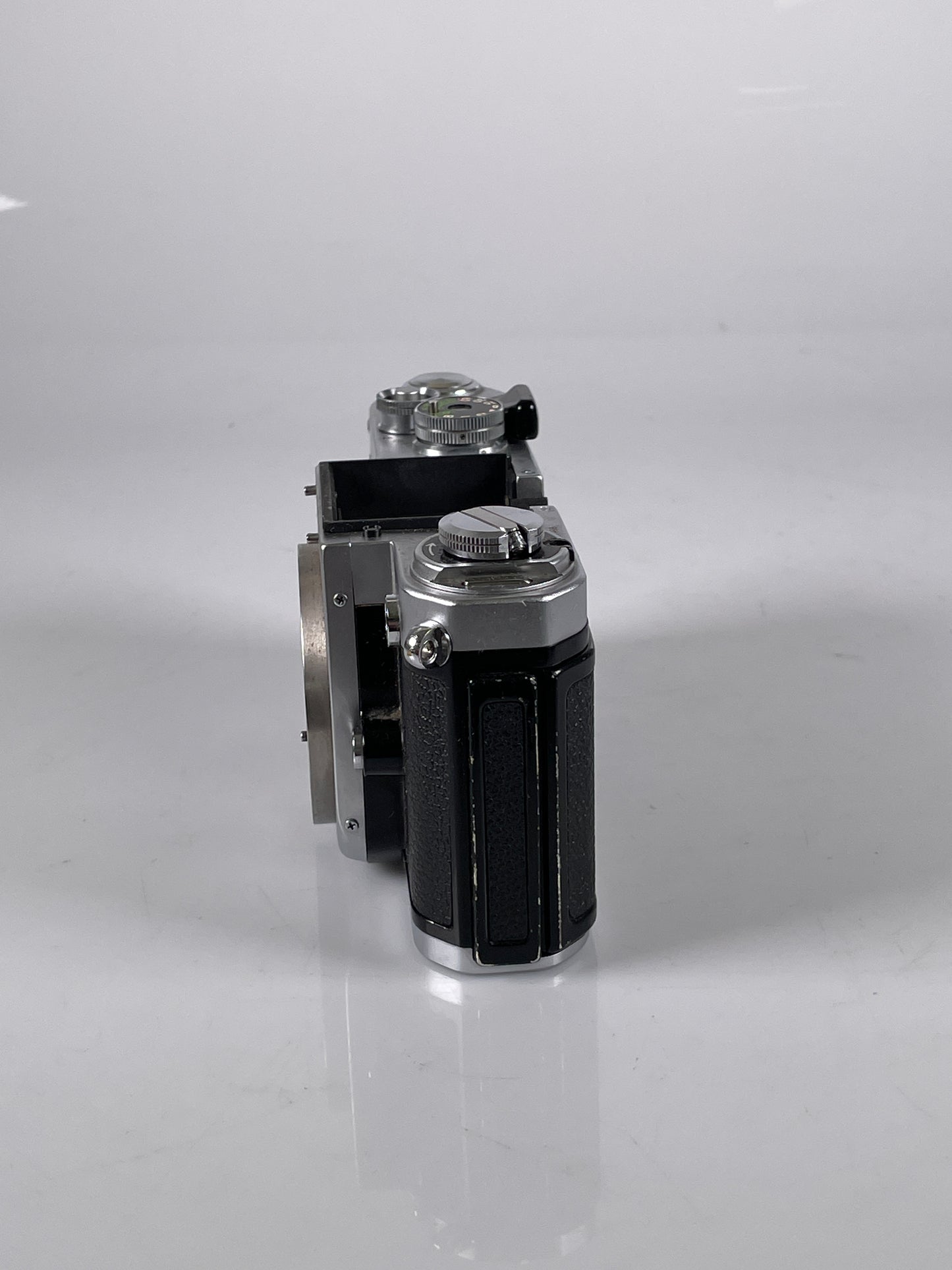 Nikon F2 Chrome body without finder 35mm film camera