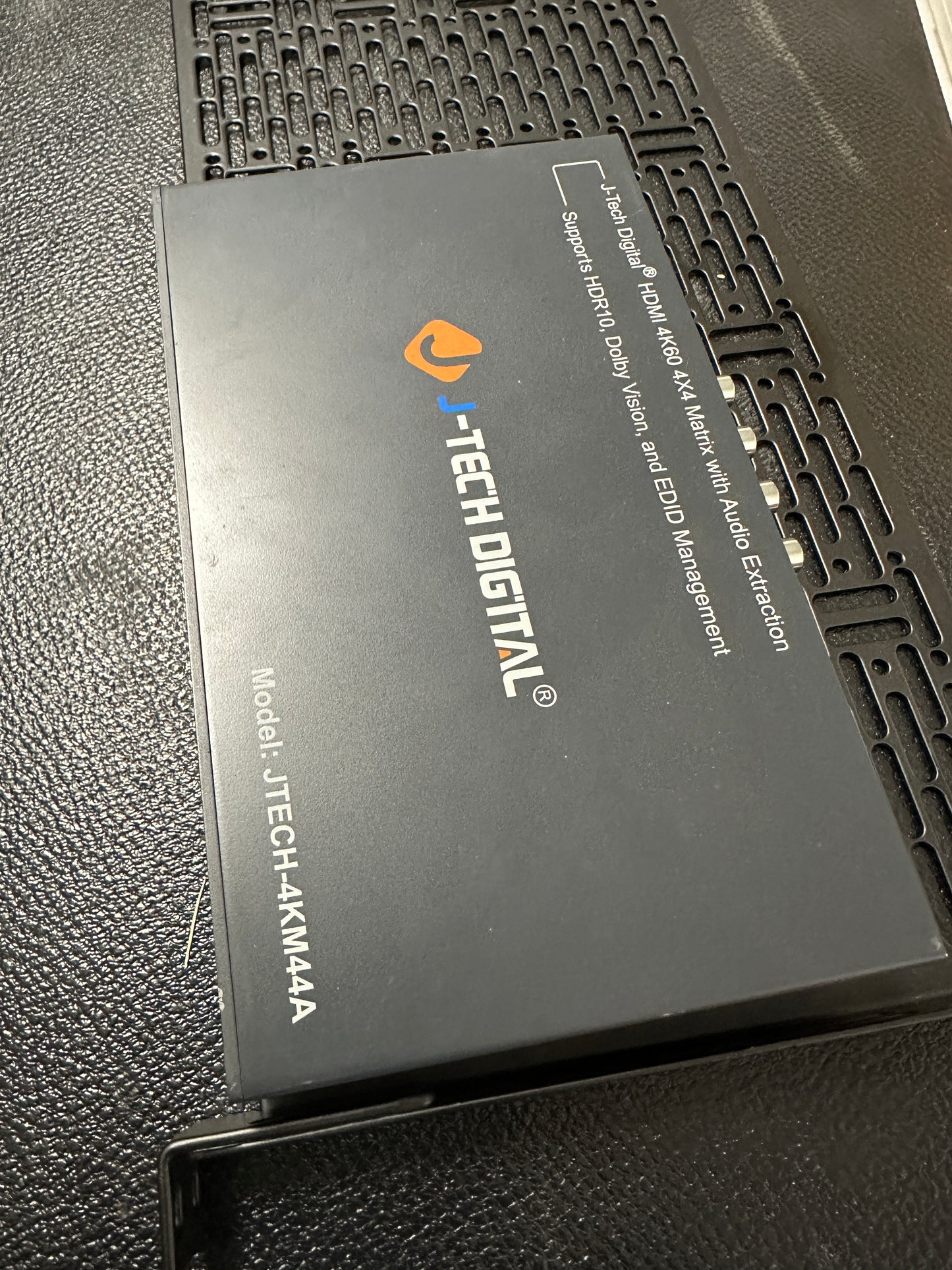 J-Tech Digital 4K 4X4 HDMI Matrix Switch (JTECH-4KM44A)