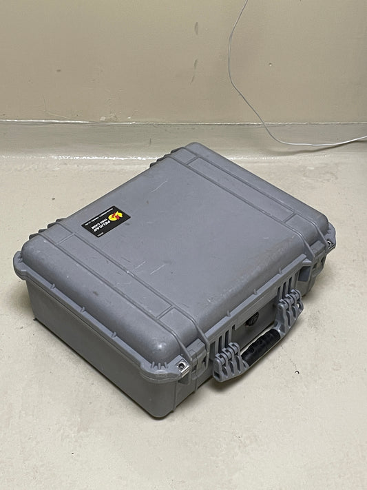 Pelican 1550 Protector Case  20.7 × 17.2 × 8.4"  grey  Water Tight