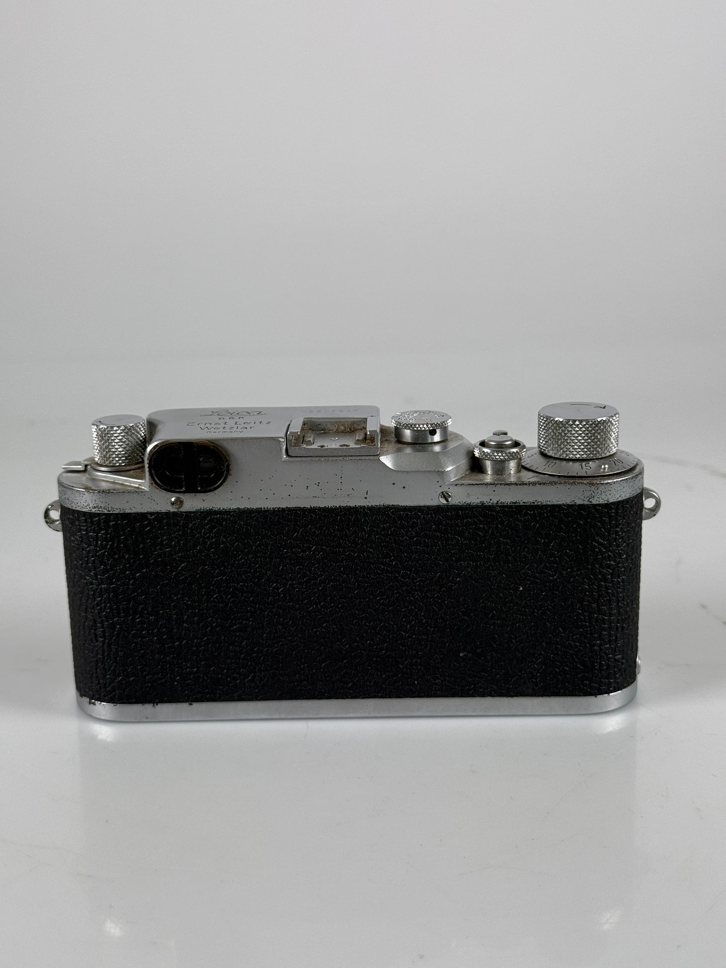 Leica IIIc rangefinder 35mm camera body chrome
