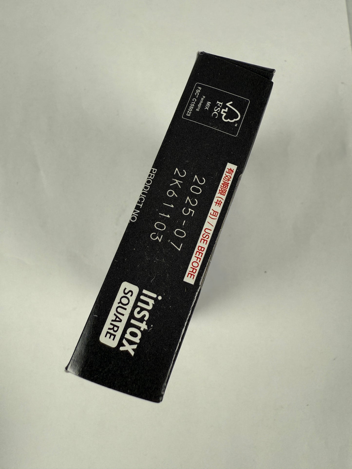 FUJIFILM INSTAX SQUARE Monochrome Instant Film (10 Exposures) 05/2025