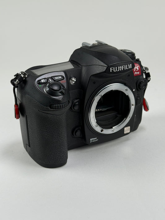 Fujifilm FUJI IS-PRO IR-UV 12.3MP Digital SLR Camera, Nikon F Mount RARE