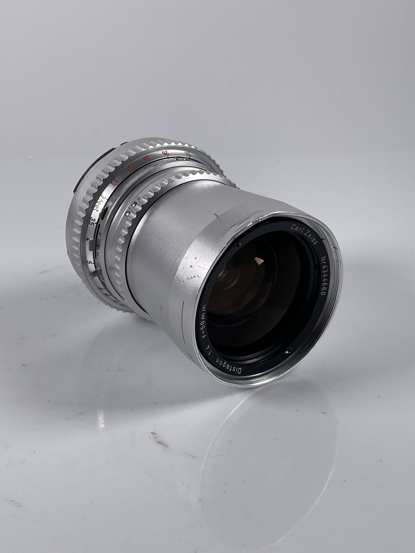 Hasselblad Carl Zeiss Distagon C Chrome 50mm F4 lens