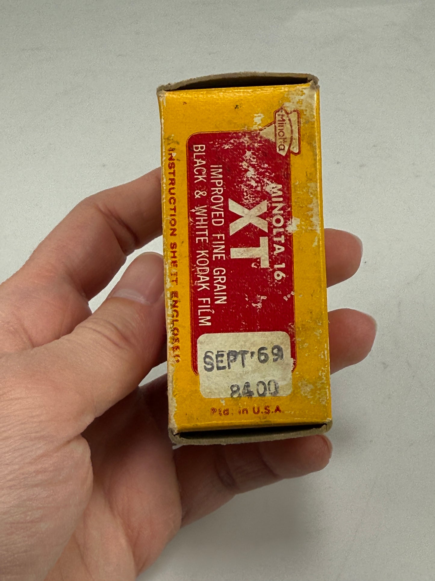 Minolta 16 XT subminiature film B&W RARE 20 exp