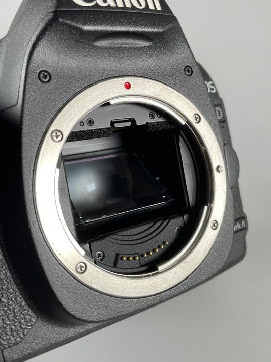 Canon EOS 5D Mark II 21.1MP Full Frame Digital SLR Camera Black Body (SC 1.4k)