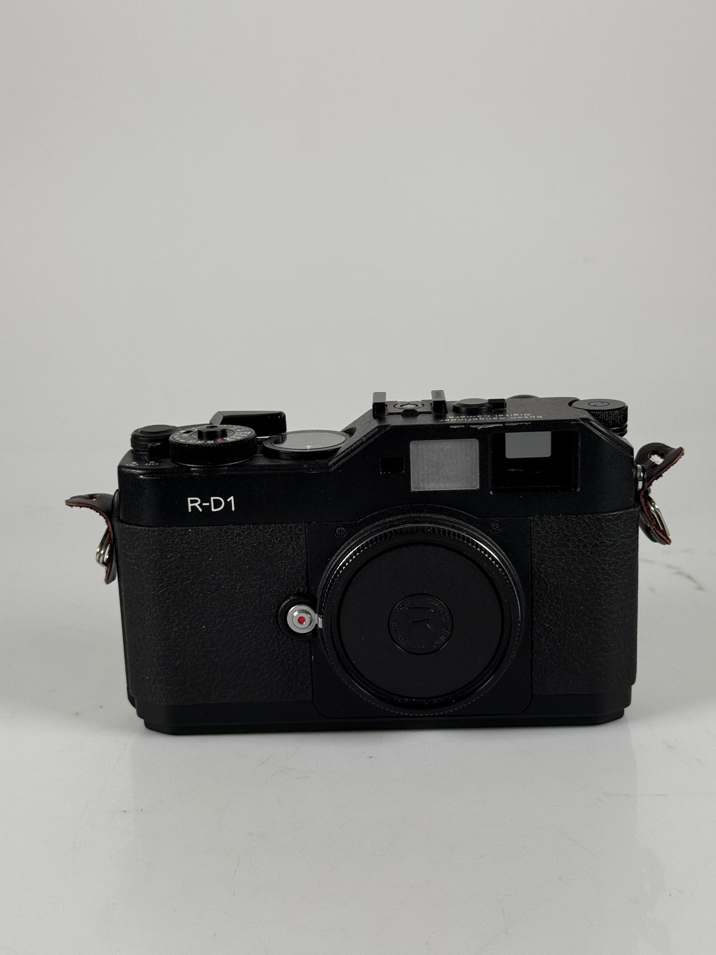 Epson R-D1 6.1MP Digital Rangefinder Camera Leica M CCD
