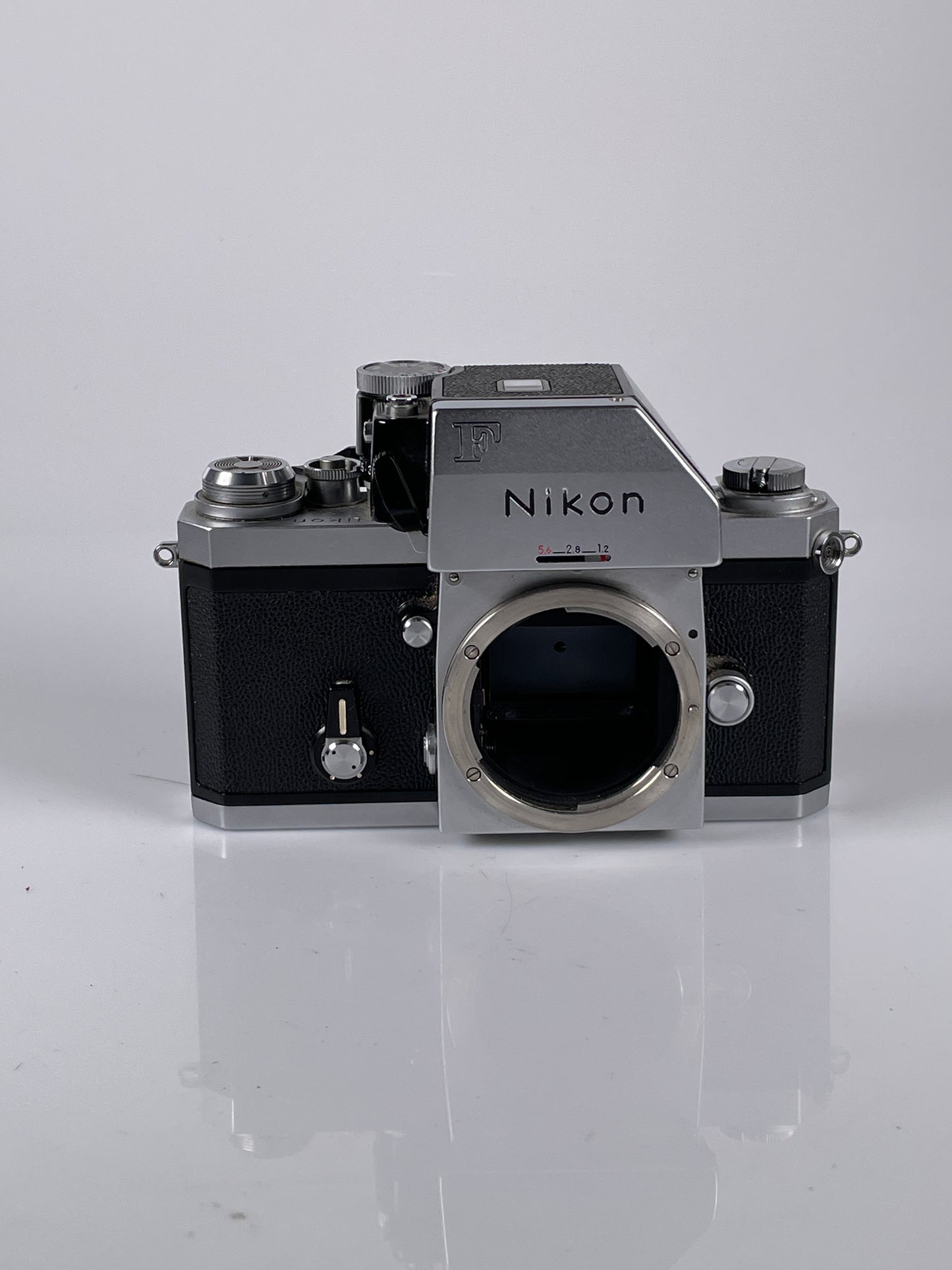 Nikon F Apollo Photomic FTN 35mm SLR Chrome Camera Body with case