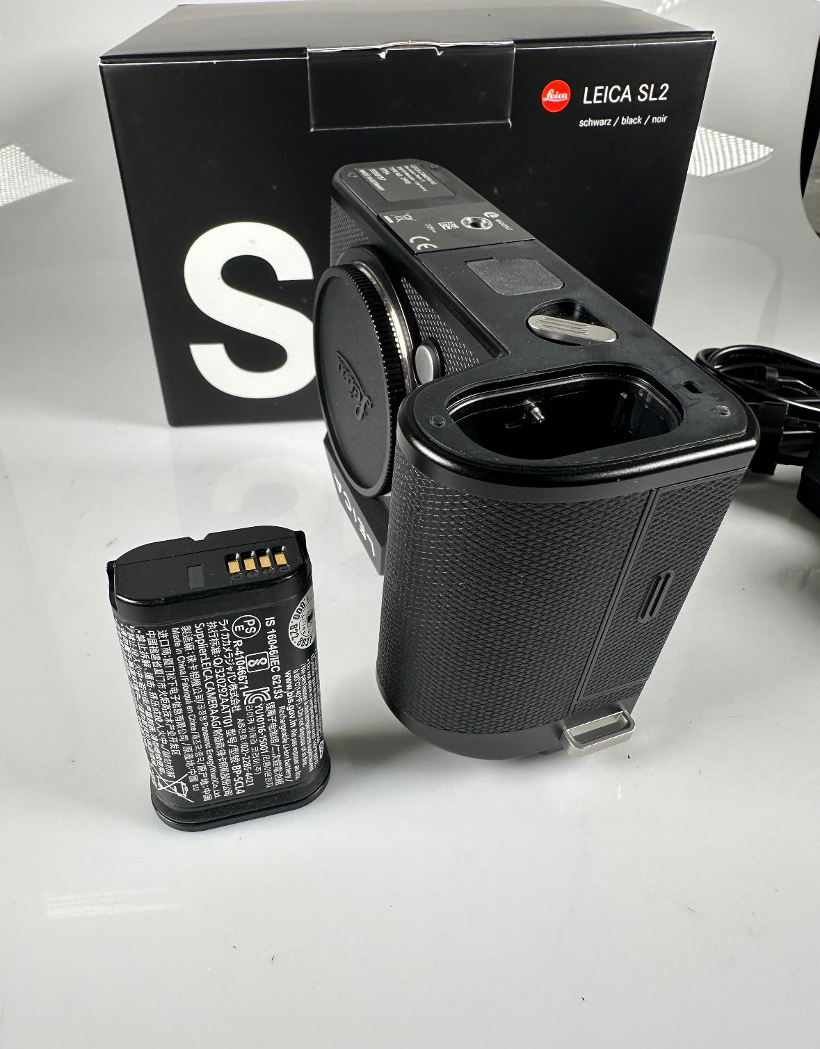Leica SL2 Mirrorless Digital Camera Body