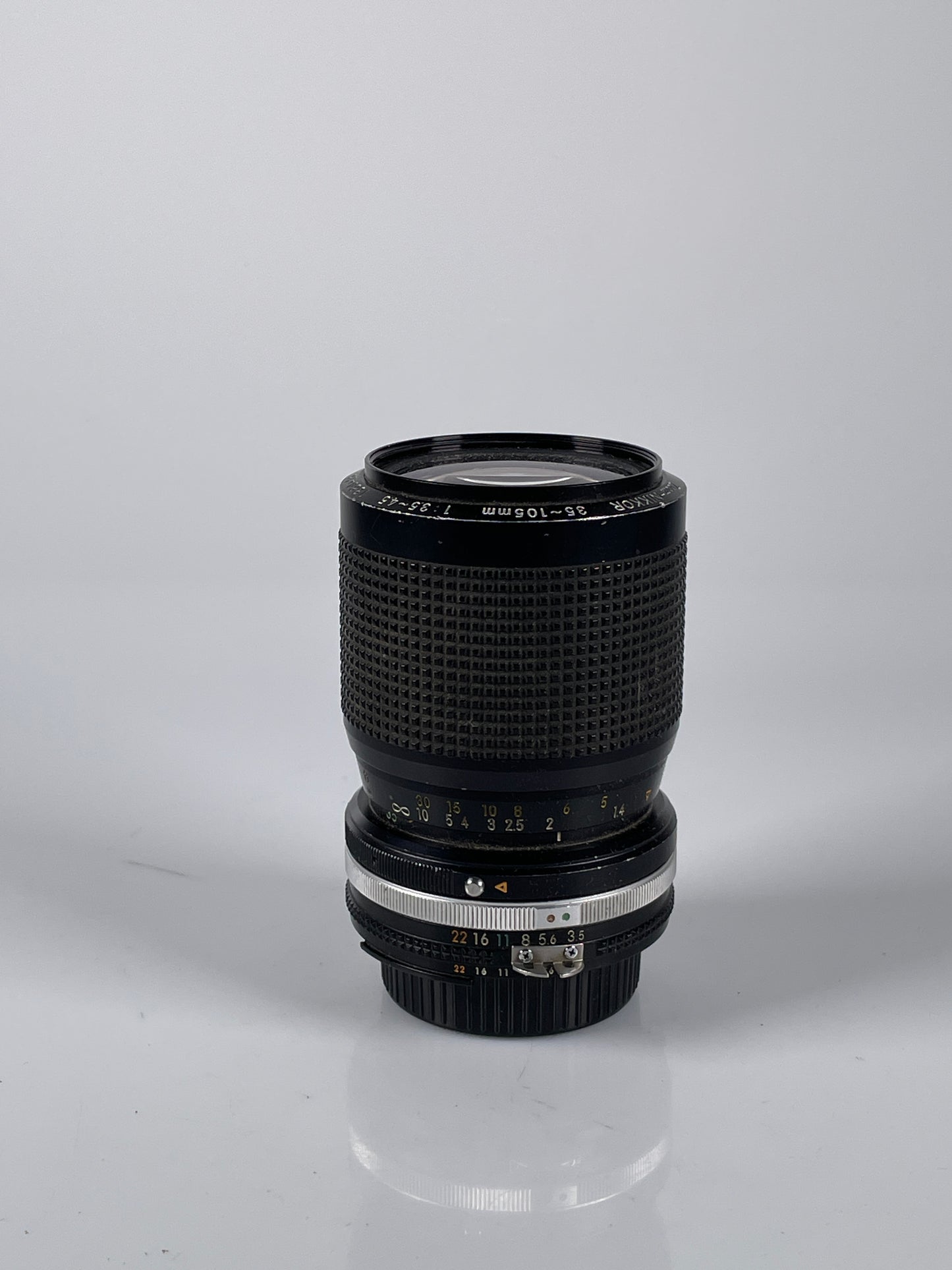 Nikon Zoom Nikkor Ais 35-105mm f3.5-4.5 MF Lens