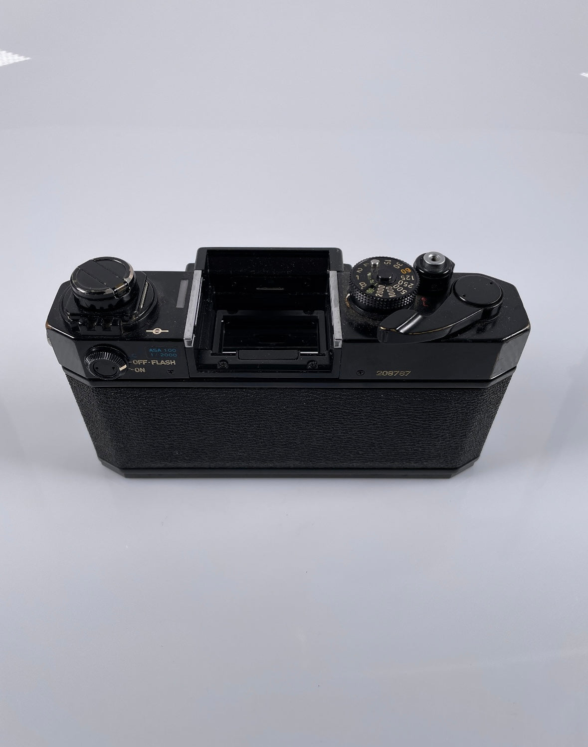 Canon F-1 Black 35mm SLR Film Camera Body
