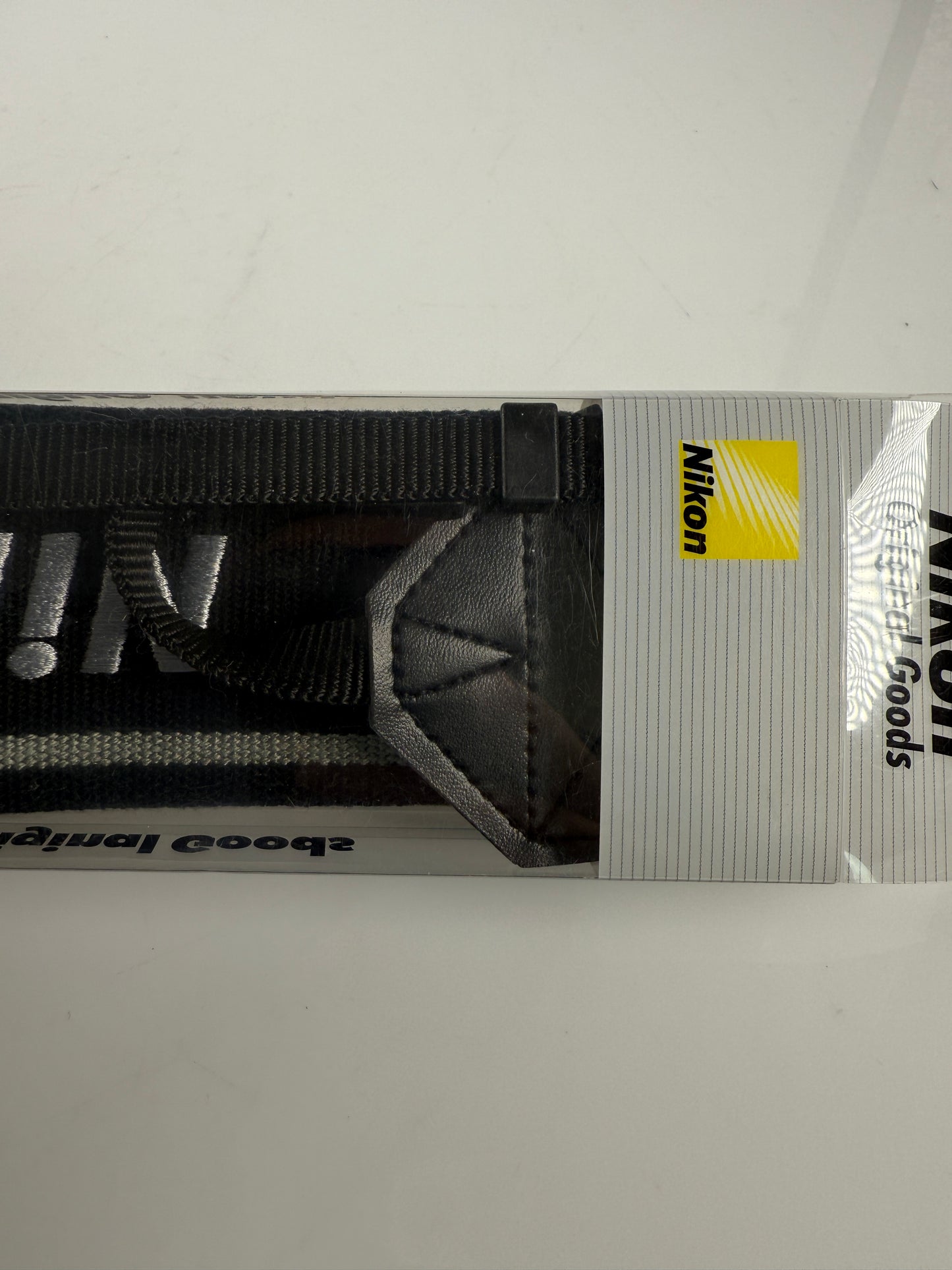 Genuine Nikon Wide 60 black Neck/Shoulder Professional Camera Strap