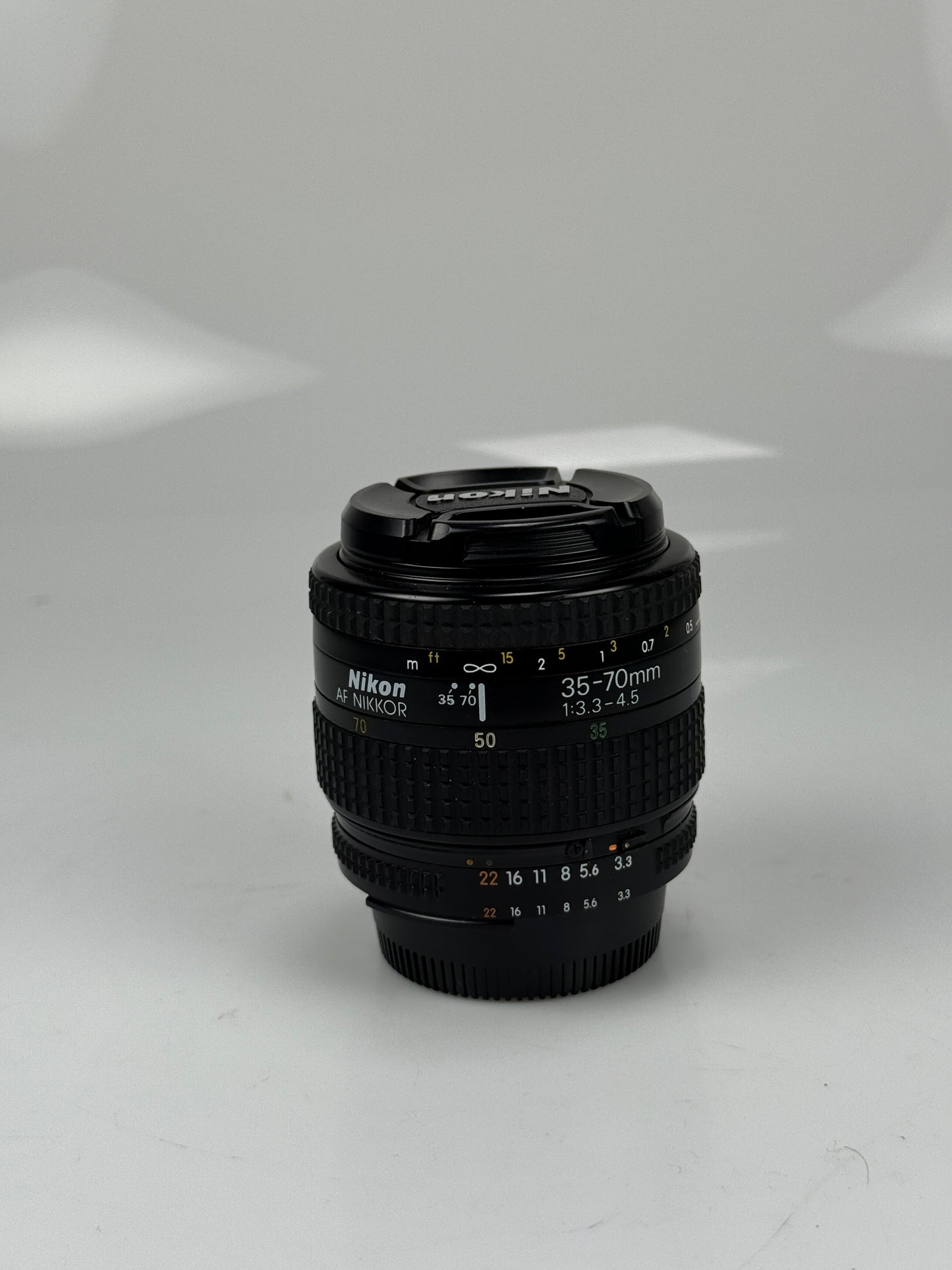 Nikon Nikkor AF 35-70mm f3.3-4.5 lens