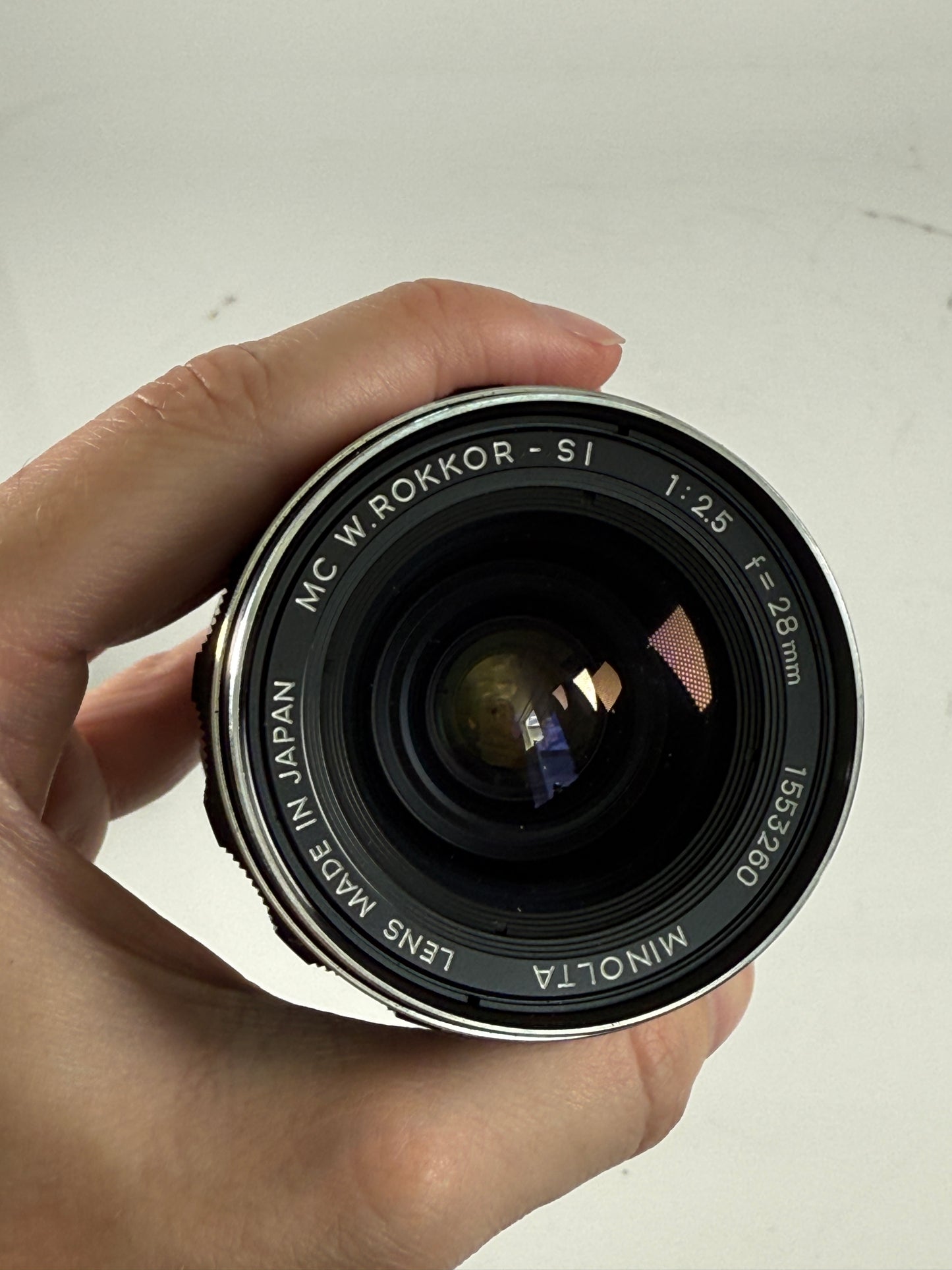 Minolta MC W.Rokkor SI 28mm f2.5 Wide angle MF Lens