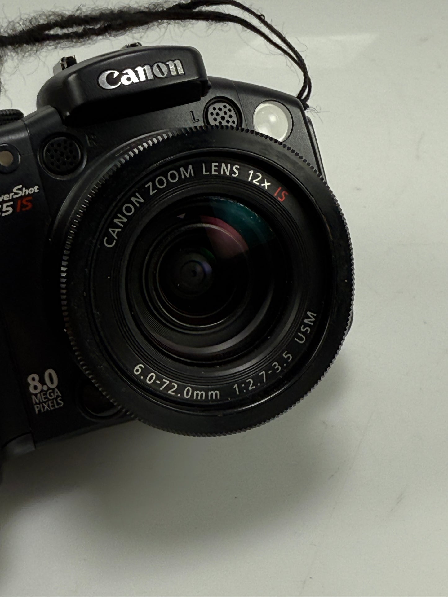 Canon PowerShot S5 IS 8.0MP 12x Zoom Flip Screen Compact Digital Camera