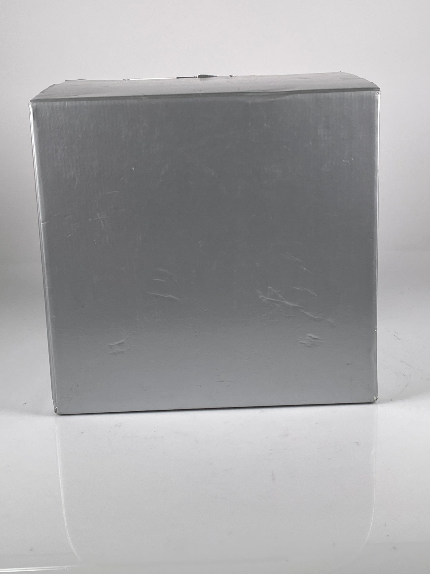 Leica Q Khaki digital camera Box