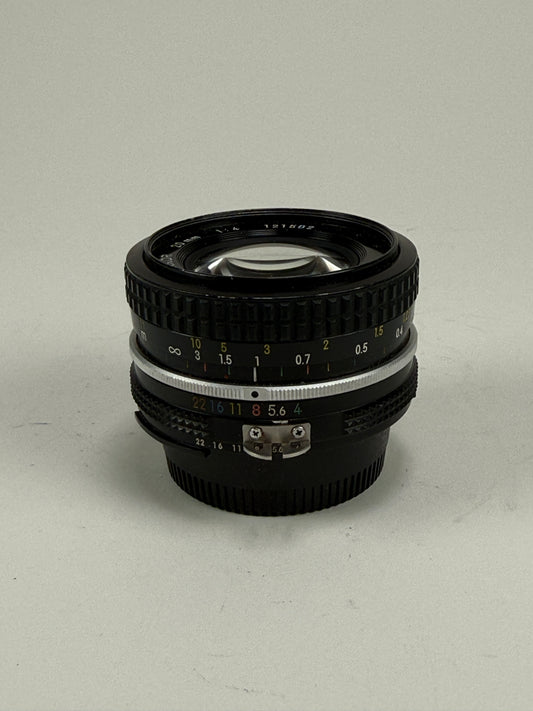 Nikon Nikkor 20mm F4 Ai Manual Focus Lens
