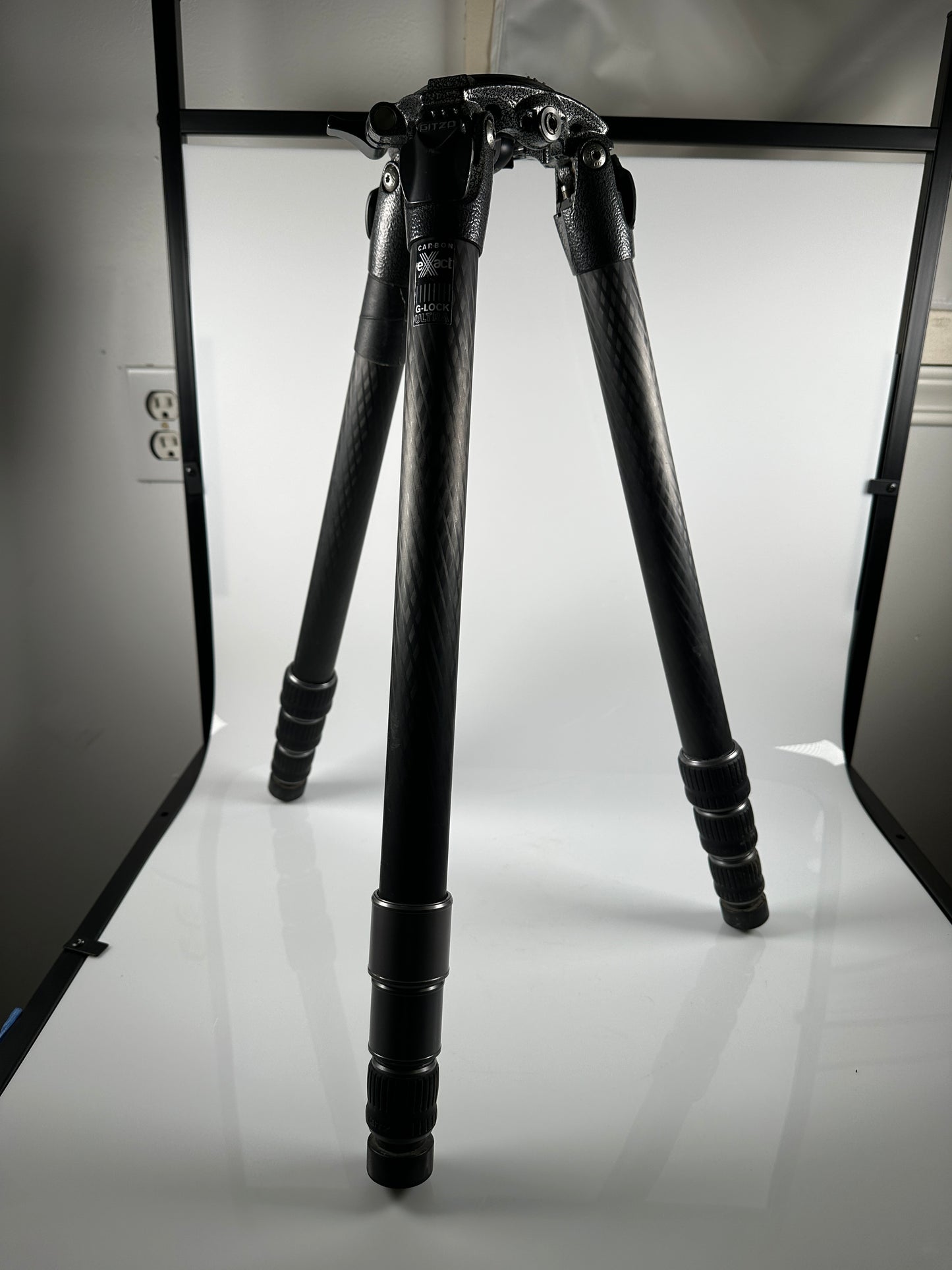 Gitzo Systematic GT3543LS Series 3 4-Section Carbon Fiber Tripod