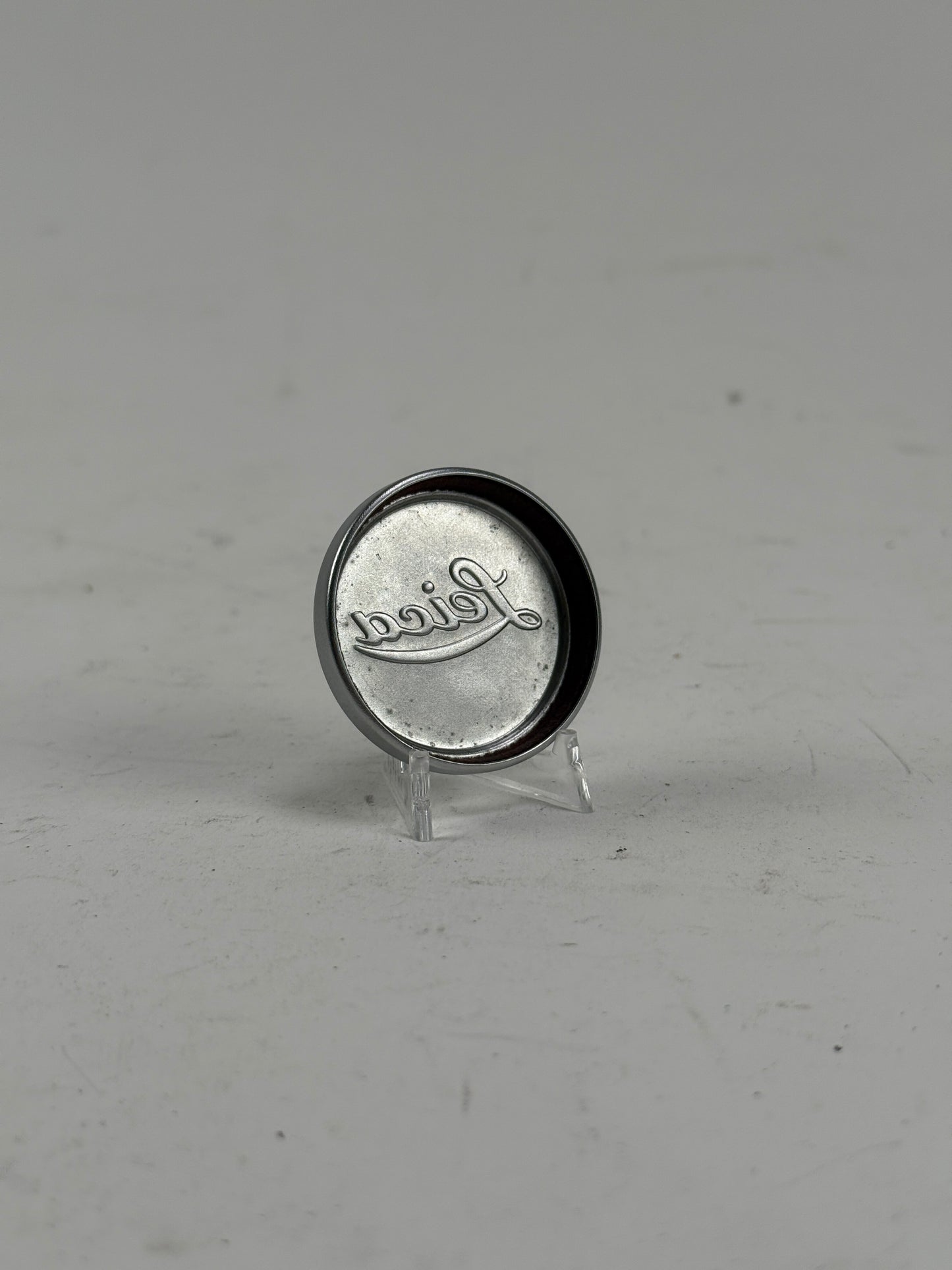 Leica 36mm A-36 A36 Chrome Front Lens Cap Elmar